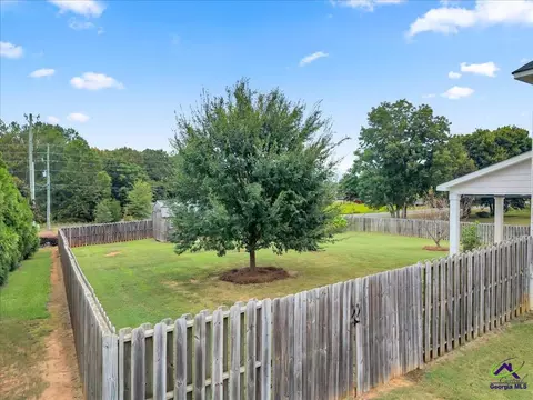 Exterior - 200 Brampton Way, Perry, GA 31069 photo 7 of 15