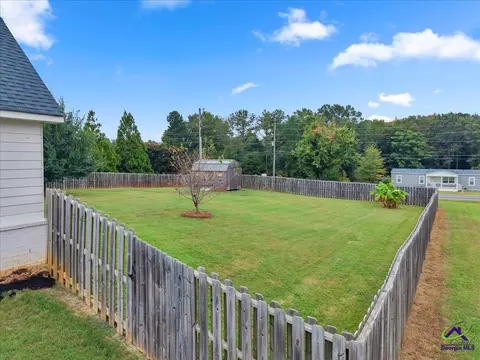 Exterior - 200 Brampton Way, Perry, GA 31069 photo 8 of 15