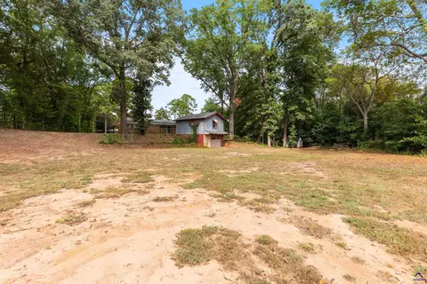 Exterior - 102 Lee St, Centerville, GA 31028 photo 15 of 19