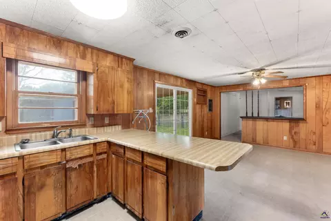 Kitchen - 102 Lee St, Centerville, GA 31028 photo 6 of 6