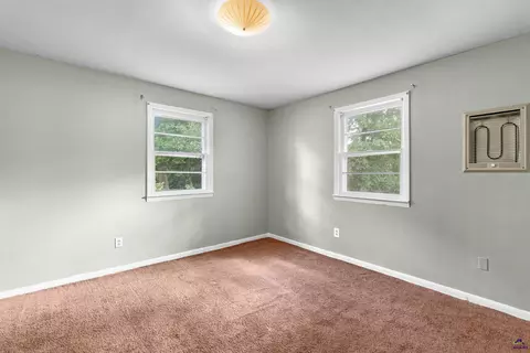 Bedroom - 102 Lee St, Centerville, GA 31028 photo 1 of 11