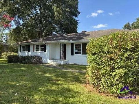 206 Willow Lake Rd, Fort Valley, GA 31030