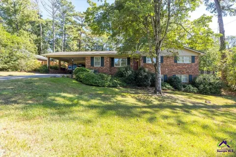 1227 Newport Pl, Macon, GA 31210