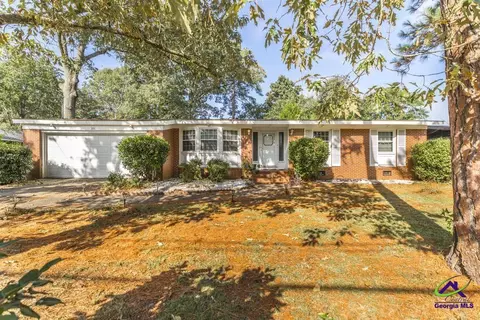 331 Clairmont Dr, Warner Robins, GA 31088