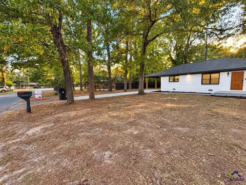 Exterior - 103 Edna Pl, Warner Robins, GA 31093 photo 6 of 6