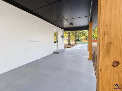 Exterior - 103 Edna Pl, Warner Robins, GA 31093 photo 3 of 6