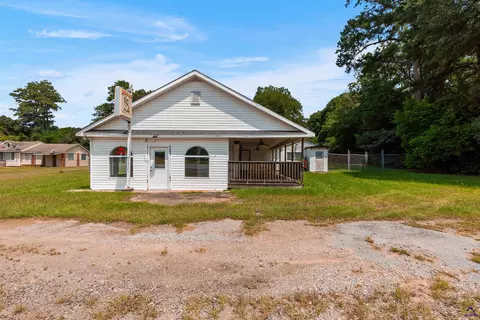 2805 Peach Pkwy, Fort Valley, GA 31030