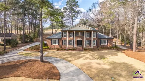 4697 Brae Burn Ln, Macon, GA 31210