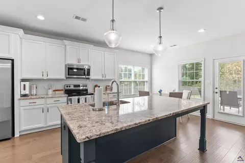 Kitchen - 5017 Tybalt Run, Forsyth, GA 31029 photo 2 of 12