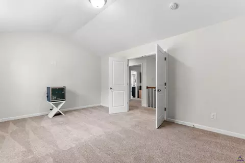 Bedroom - 5017 Tybalt Run, Forsyth, GA 31029 photo 9 of 10
