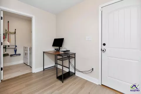 Entry Way - 708 Daisy Dr, Perry, GA 31069 photo 3 of 3