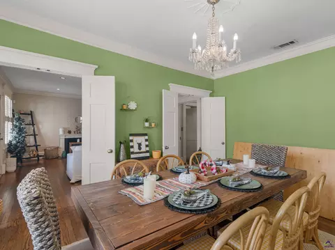 Dining - 192 Corbin Ave, Macon, GA 31204 photo 2 of 5