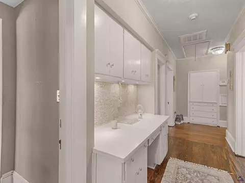 Entry Way - 192 Corbin Ave, Macon, GA 31204 photo 3 of 5
