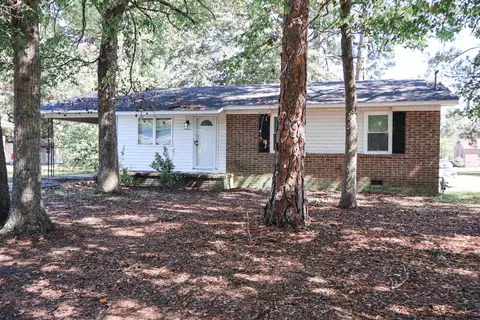 227 Hunt St, Fort Valley, GA 31030