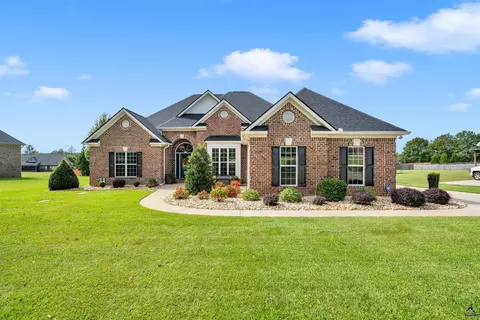 2046 Hiwassee Dr, Bonaire, GA 31005