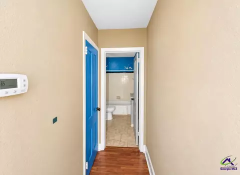 Entry Way - 1301 Georgia Ave, Perry, GA 31069 photo 3 of 3