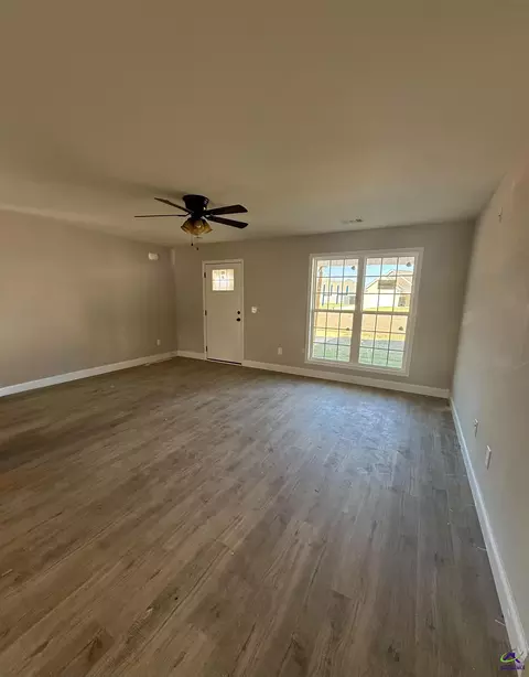 Living - 217 Sutton Dr, Perry, GA 31069 photo 1 of 1