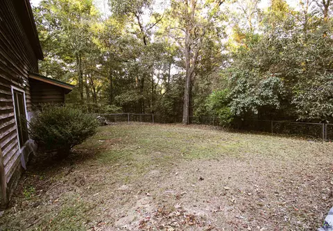 Exterior - 122 Joy Dr, Warner Robins, GA 31088 photo 6 of 7
