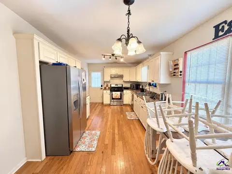 Kitchen - 119 Springfield Ln, Warner Robins, GA 31088 photo 2 of 2