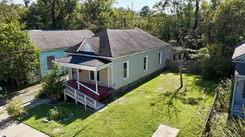Exterior - 856 Elm St, Macon, GA 31201 photo 6 of 7