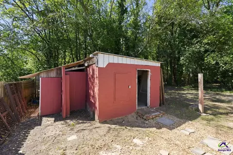 Exterior - 856 Elm St, Macon, GA 31201 photo 5 of 7