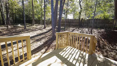 Exterior - 103 Persimmon Glen Ct, Centerville, GA 31028 photo 6 of 8