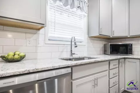 Kitchen - 4580 Capulet Ct, Forsyth, GA 31029 photo 5 of 5
