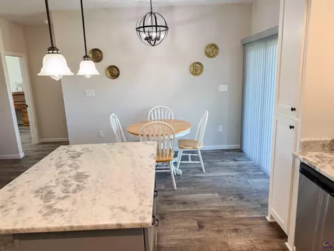 Dining - 108 Summit Dr, Byron, GA 31008 photo 1 of 2