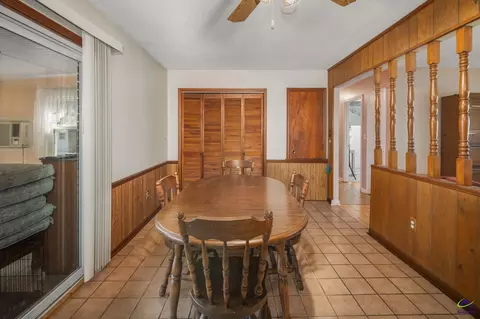 Dining - 214 Pellimore Dr, Warner Robins, GA 31088 photo 2 of 2