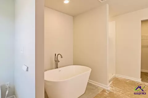 Bath - 644 Encore Dr #LOT 86, Perry, GA 31069 photo 2 of 5