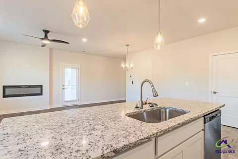 Kitchen - 644 Encore Dr #LOT 86, Perry, GA 31069 photo 2 of 2