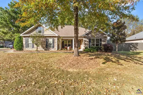 411 Amherst St, Kathleen, GA 31047