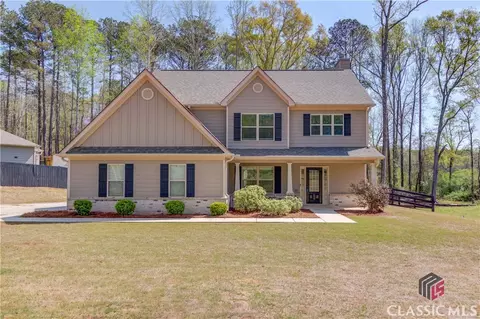 13 Creekside Dr, Winder, GA 30680 photo 1