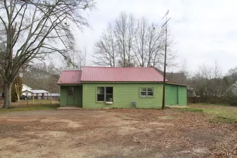 464 State St, Commerce, GA 30529 photo 1