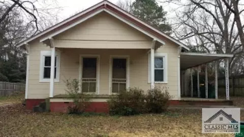 141 Walker St, Winder, GA 30680 photo 1