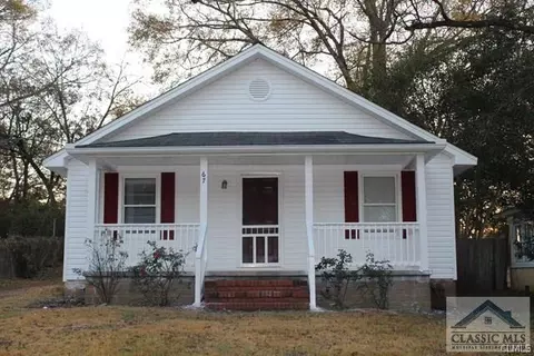 67 Wright St E, Winder, GA 30680 photo 1