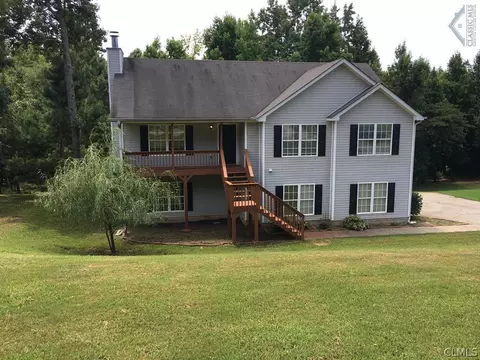 412 Arrowhatchee Dr, Winder, GA 30680 photo 1