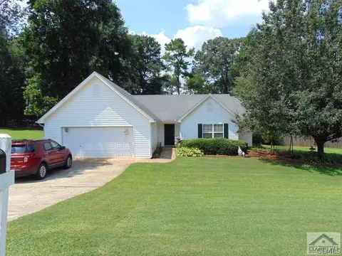 147 Edgefield Dr, Commerce, GA 30529 photo 1