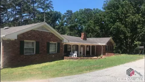 481 Broad St E, Winder, GA 30680 photo 1