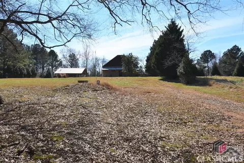 326 Walker Gresham Rd, Stephens, GA 30667 photo 1