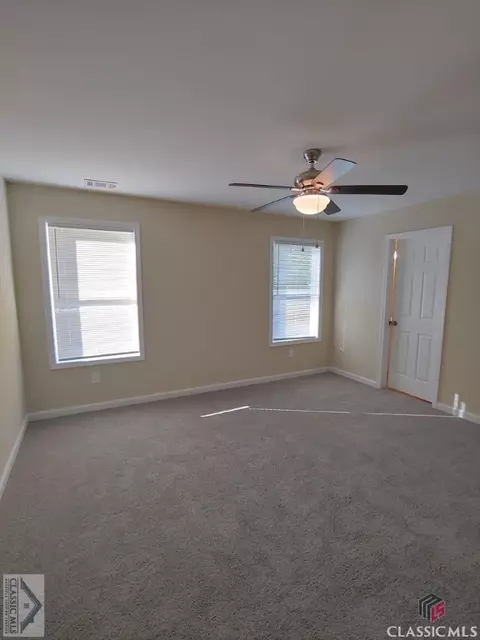 201 Candlestick Dr, Hull, GA 30646 photo 1