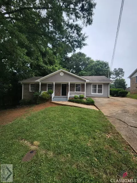 174 Chanticleer Rd, Commerce, GA 30529 photo 1