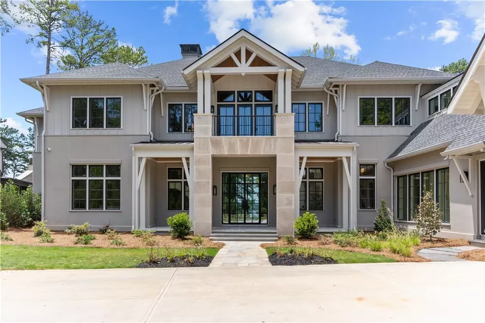 Exterior - 1221 Broadpoint Dr, Greensboro, GA 30642 photo 5 of 16