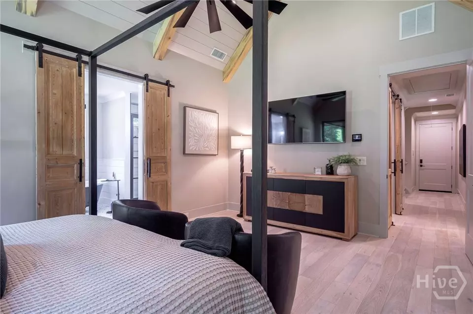 Bedroom - 114 Parkside Ln, Eatonton, GA 31024 photo 3 of 11