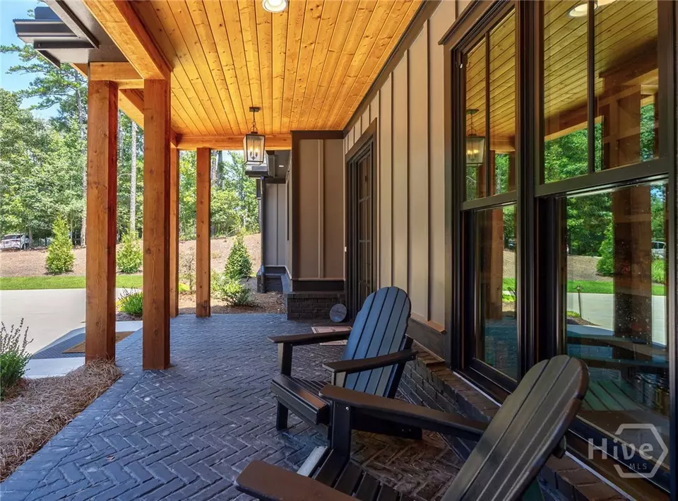 Exterior - 114 Parkside Ln, Eatonton, GA 31024 photo 4 of 11