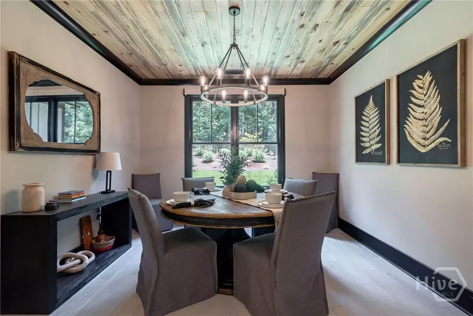 Dining - 114 Parkside Ln, Eatonton, GA 31024 photo 1 of 3