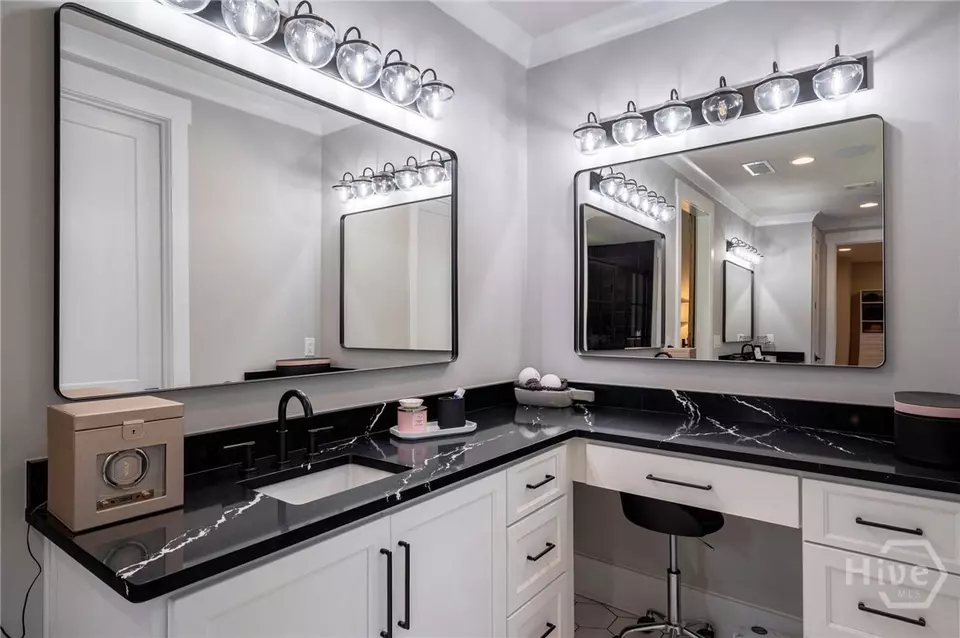 Bath - 114 Parkside Ln, Eatonton, GA 31024 photo 5 of 13