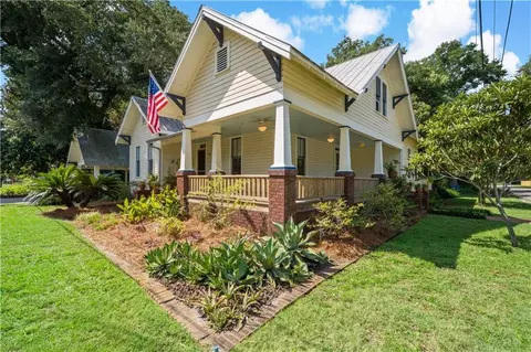 429 Wolfe St, Brunswick, GA 31520 photo 1