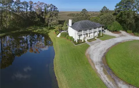155 Old Plantation Pt, Saint Simons Island, GA 31522