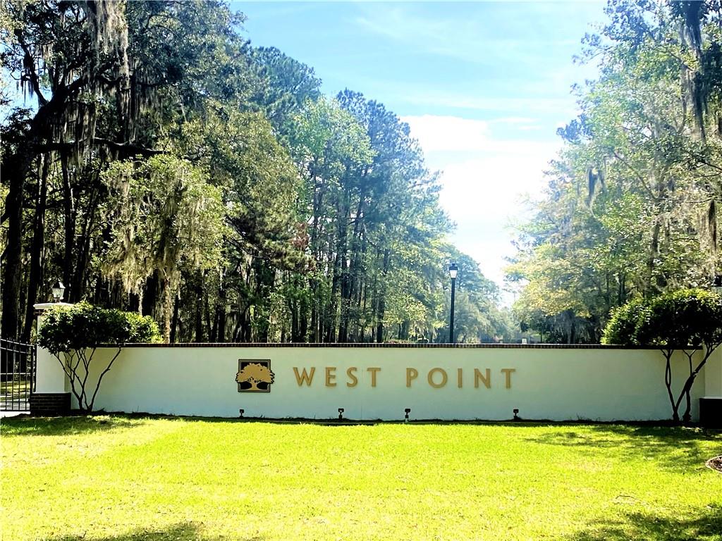 121 ROBERTSON CIR  